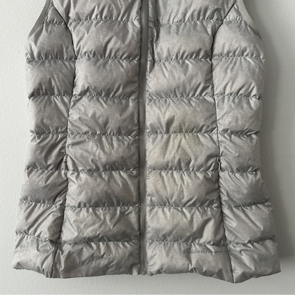 Eddie Bauer Grey Silver Puffer Vest No Size Tag Meas. Size Small - Picture 2 of 8